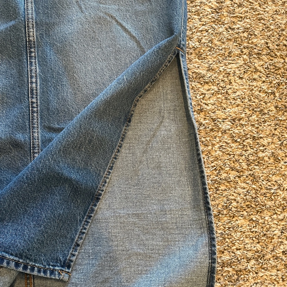 Blue Denim Midi Skirt Levi’s NWT with side slit - Picture 4 of 9